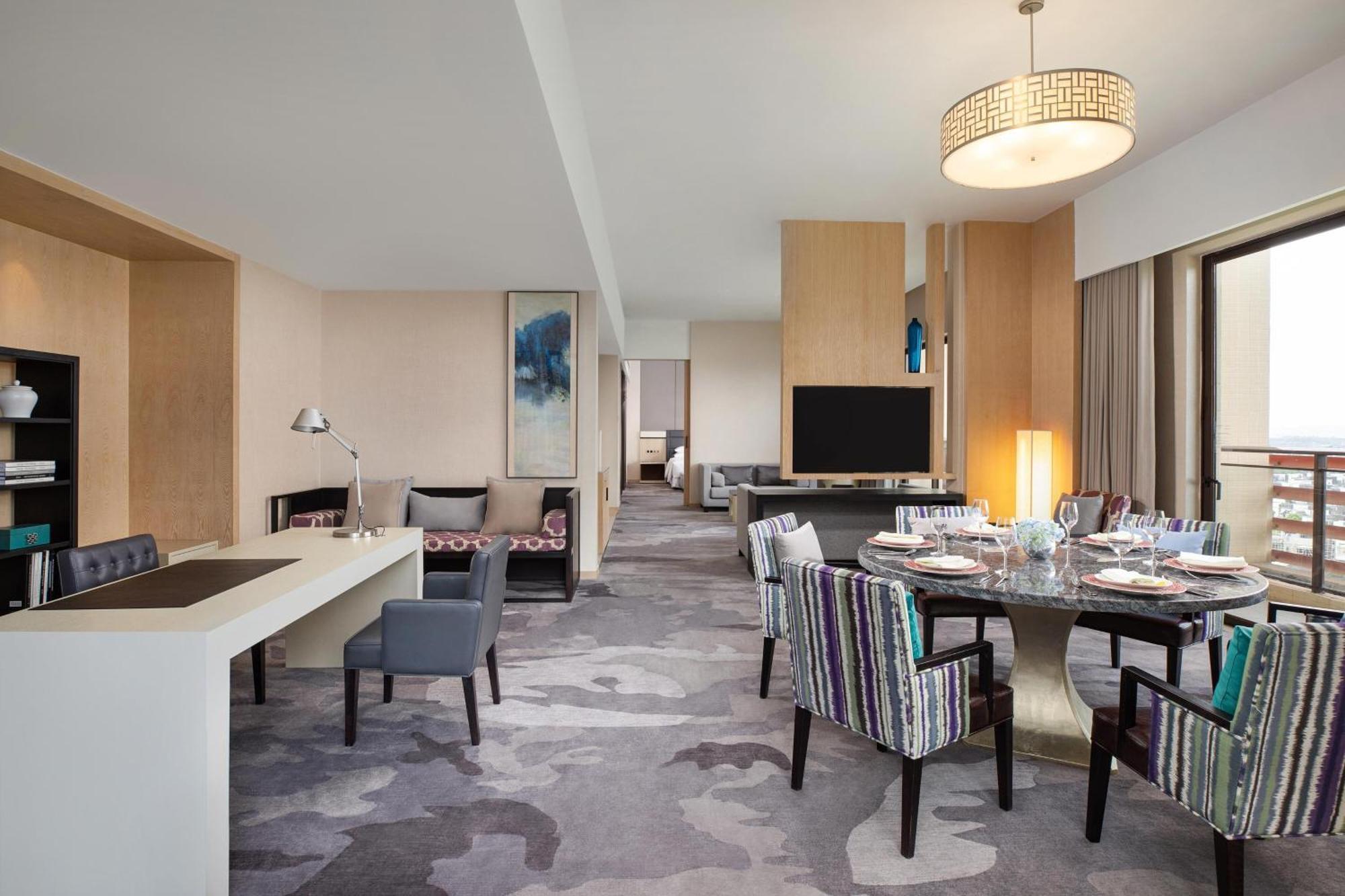 โฟร์ พอยต์ บาย เชอราตัน กวางตุ้ง เหอซาน Hotel Heshan  ภายนอก รูปภาพ