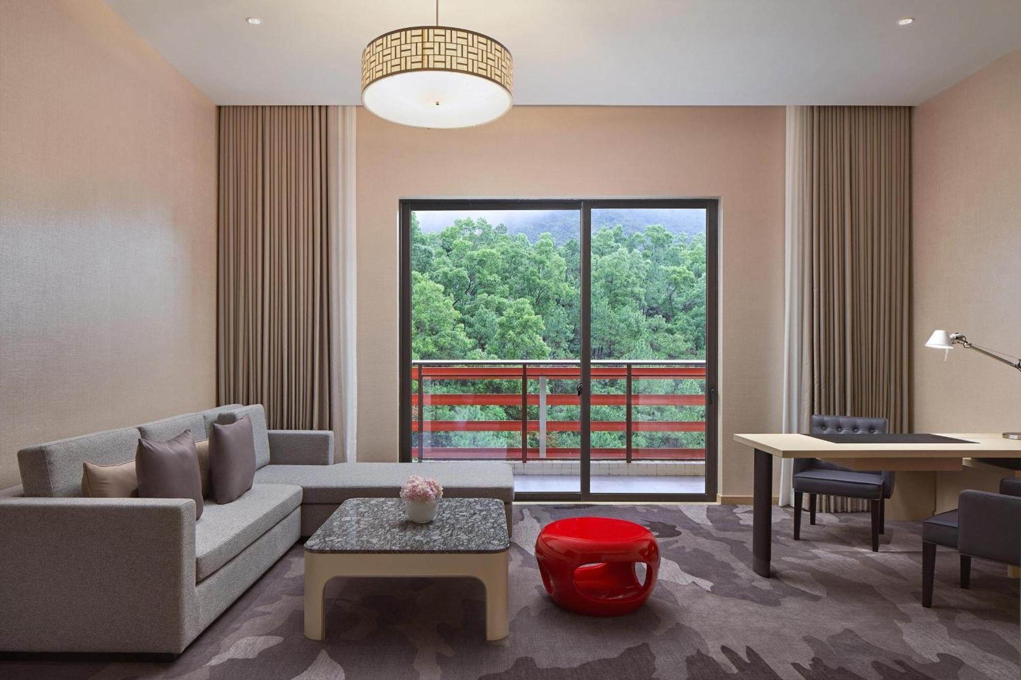โฟร์ พอยต์ บาย เชอราตัน กวางตุ้ง เหอซาน Hotel Heshan  ภายนอก รูปภาพ