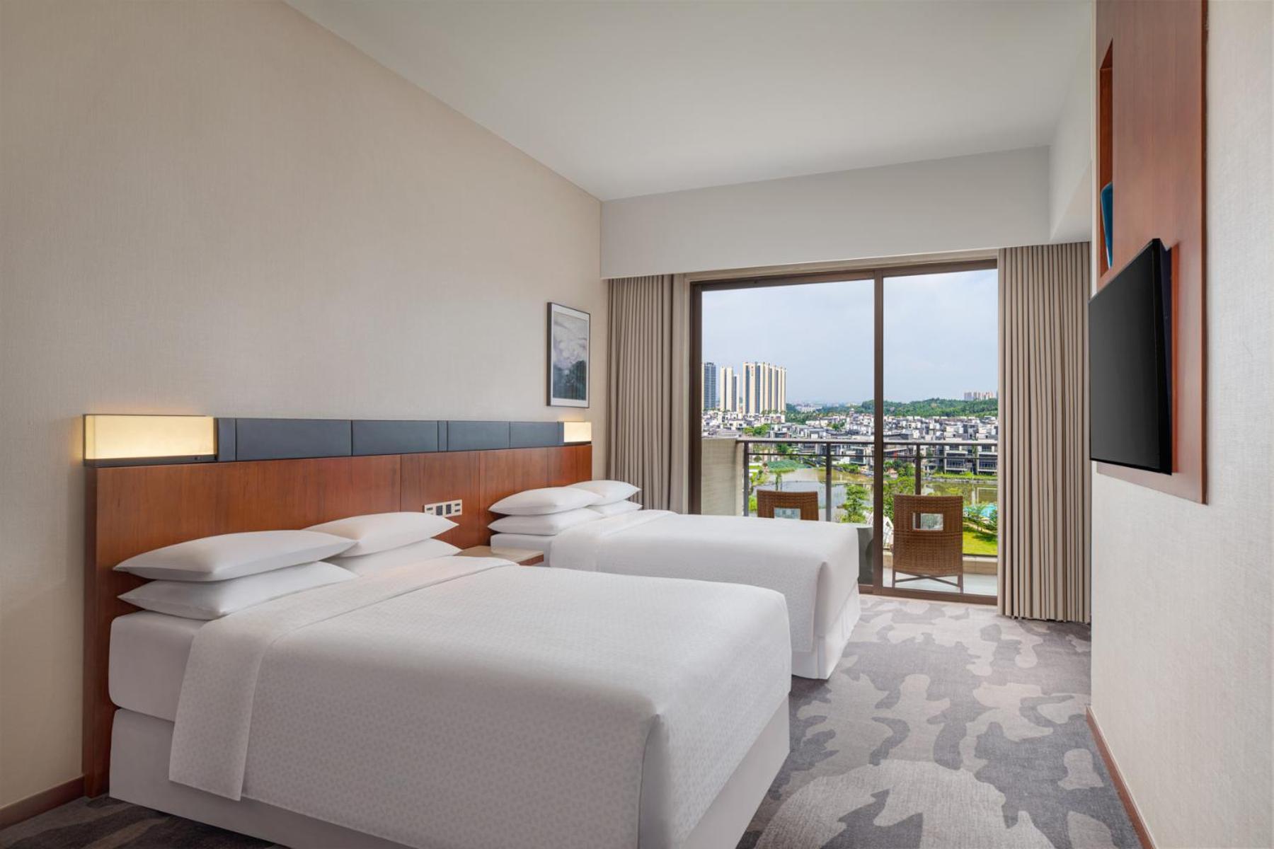 โฟร์ พอยต์ บาย เชอราตัน กวางตุ้ง เหอซาน Hotel Heshan  ภายนอก รูปภาพ